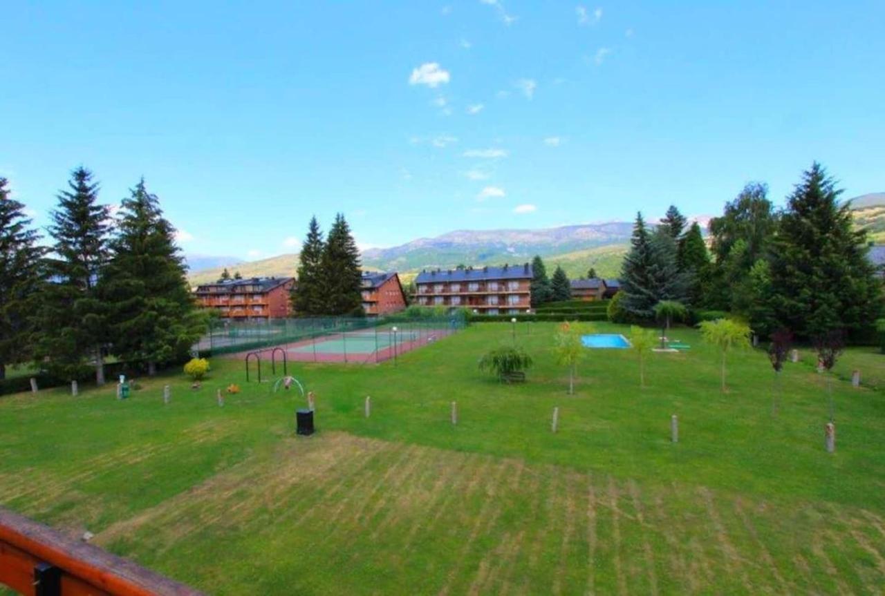 Atico En Llivia Apartment ภายนอก รูปภาพ